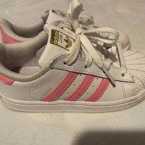 Girls Adidas Original Superstar Sneakers